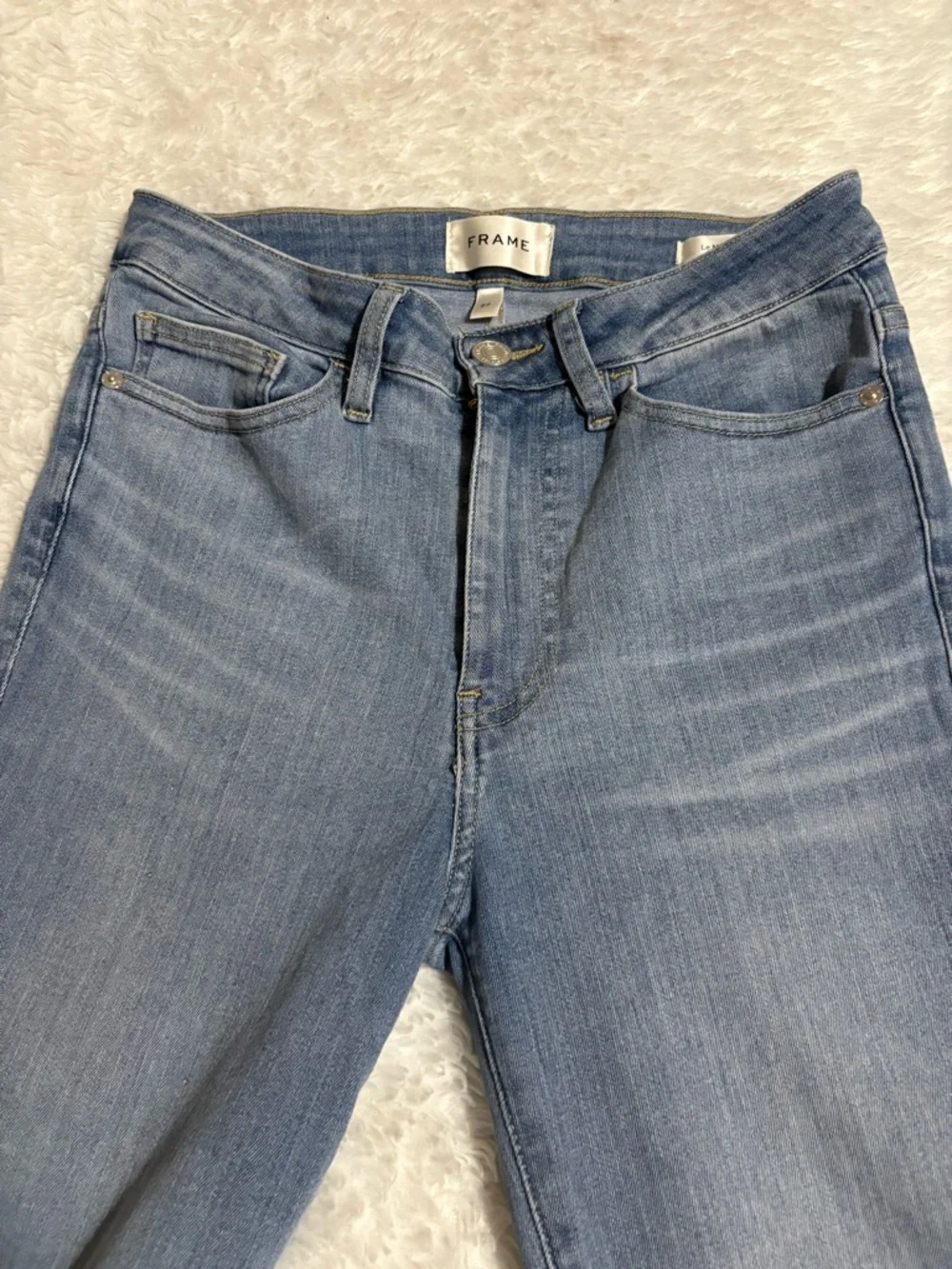 Frame Denim light blue